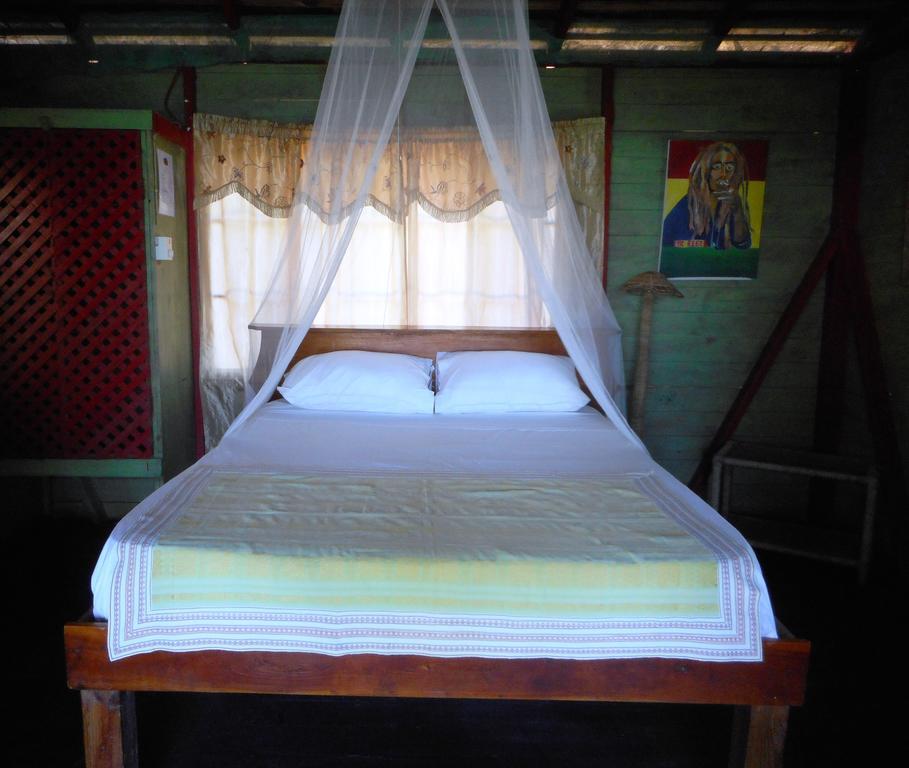Banana Shout Resort نيغريل المظهر الخارجي الصورة