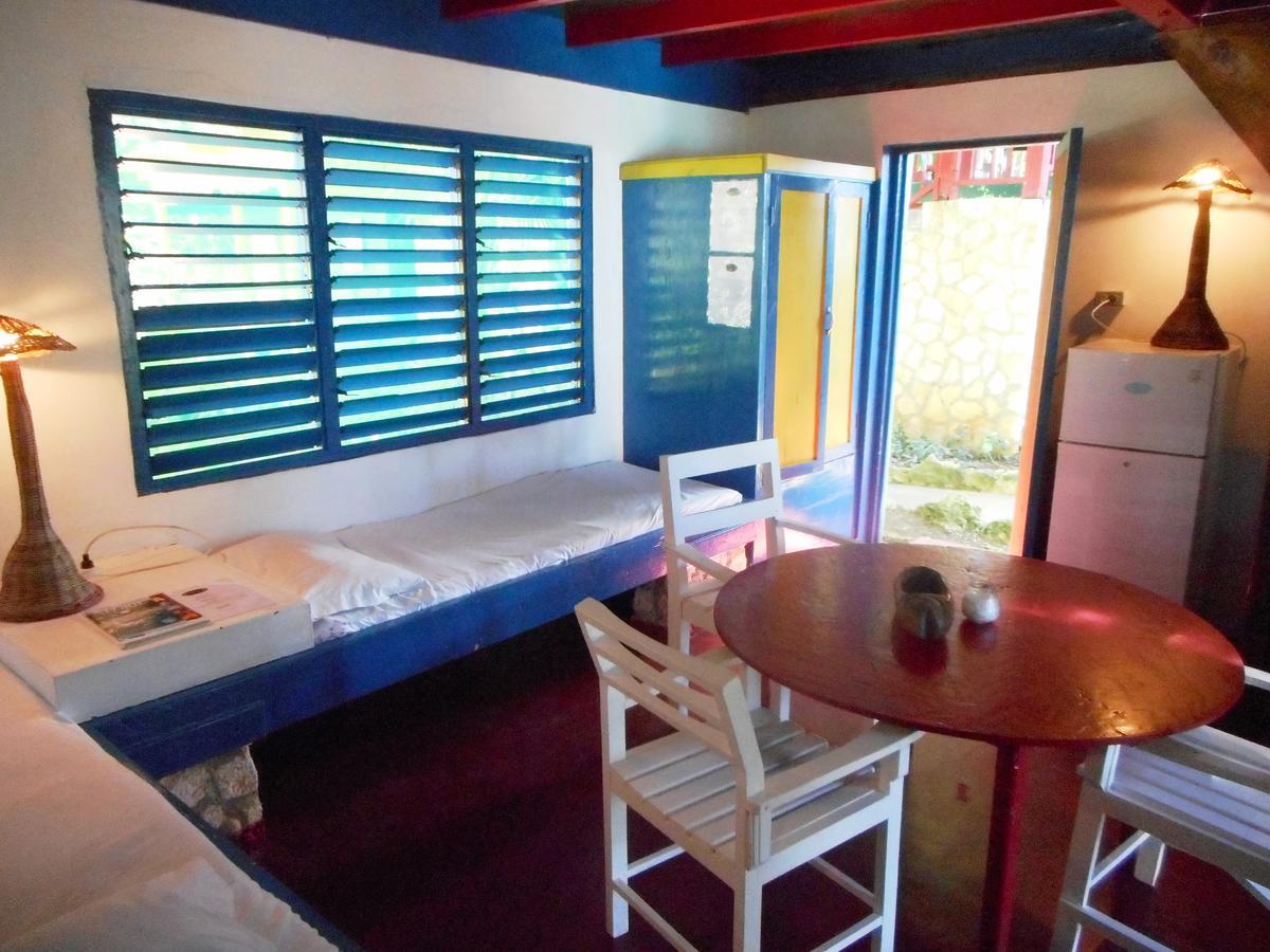 Banana Shout Resort نيغريل الغرفة الصورة